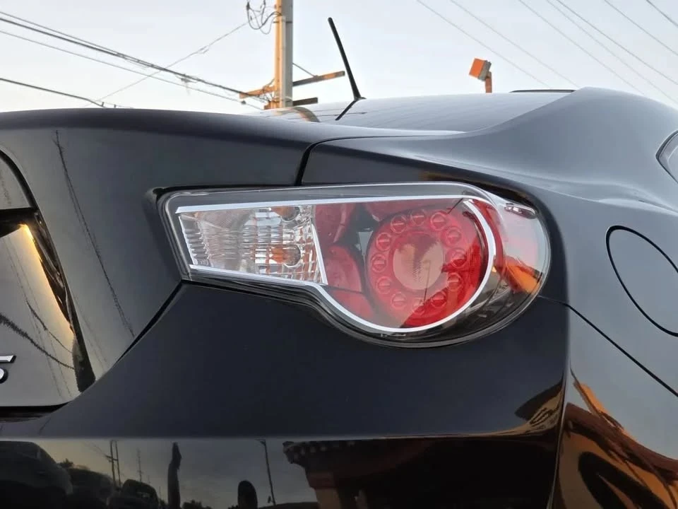 2013 Scion FR-S - Image 8 of 20