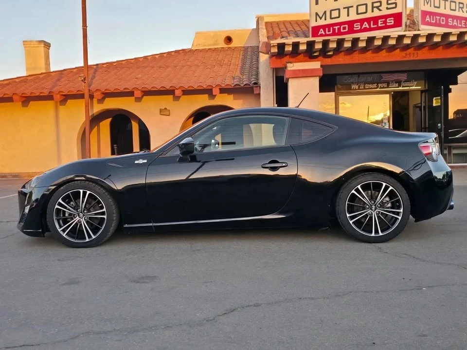 2013 Scion FR-S - Image 6 of 20