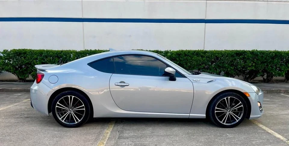 2013 Scion FR-S - Image 4 of 6