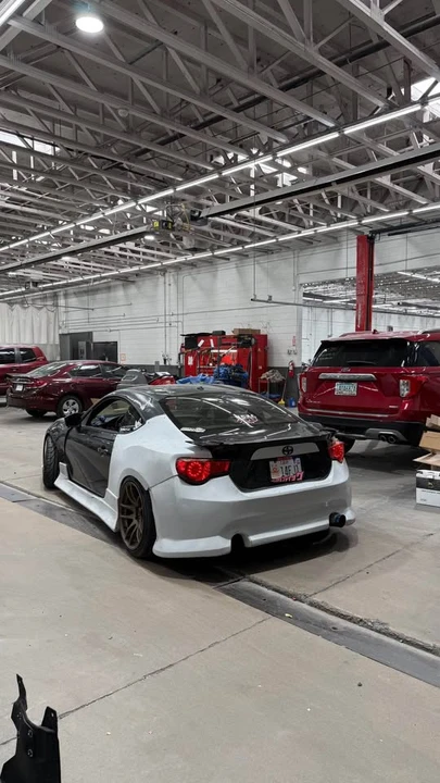2013 Scion FR-S - Image 2 of 8