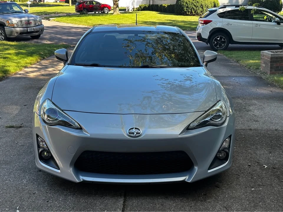 2013 Scion FR-S - Image 2 of 12