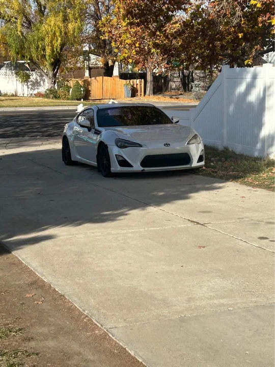 2013 Scion FR-S - Image 4 of 4