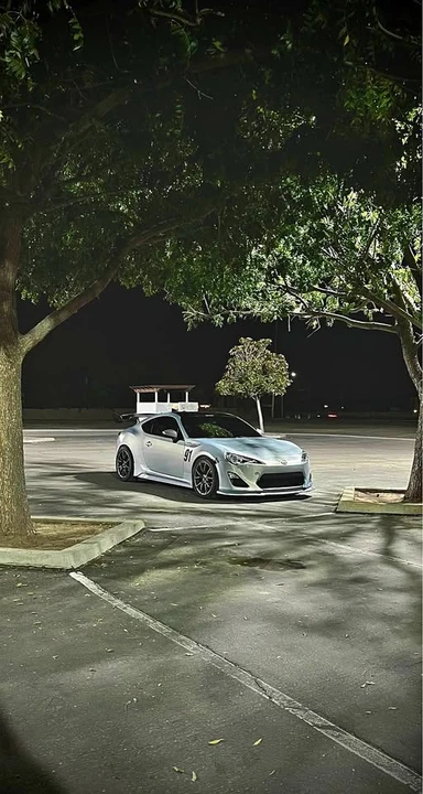 2013 Scion FR-S - Image 2 of 5
