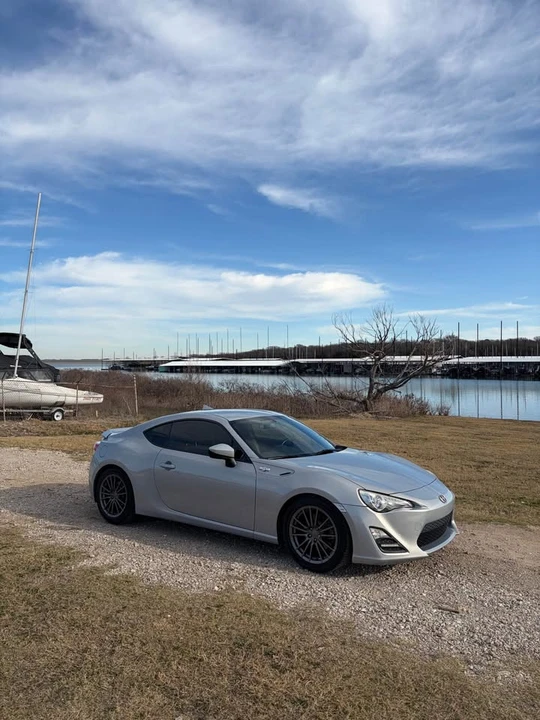 2013 Scion FR-S - Image 2 of 9