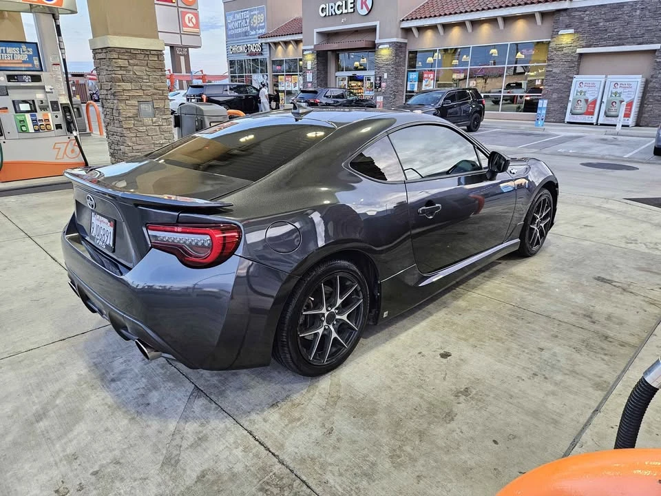 2013 Scion FR-S - Image 10 of 12