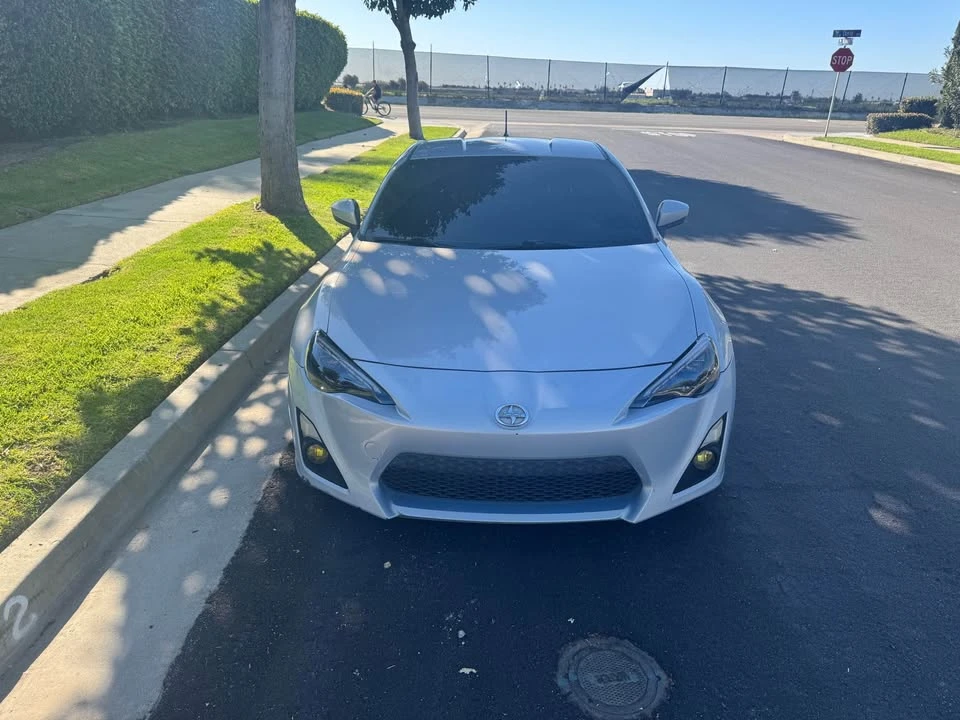 2013 Scion FR-S - Image 2 of 9