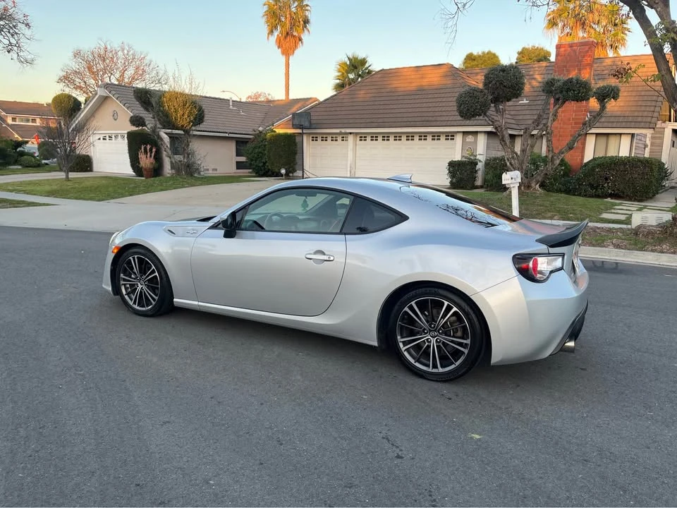 2013 Scion FR-S - Image 4 of 10