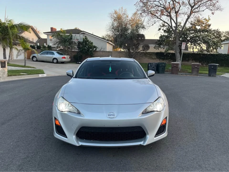 2013 Scion FR-S - Image 4 of 10