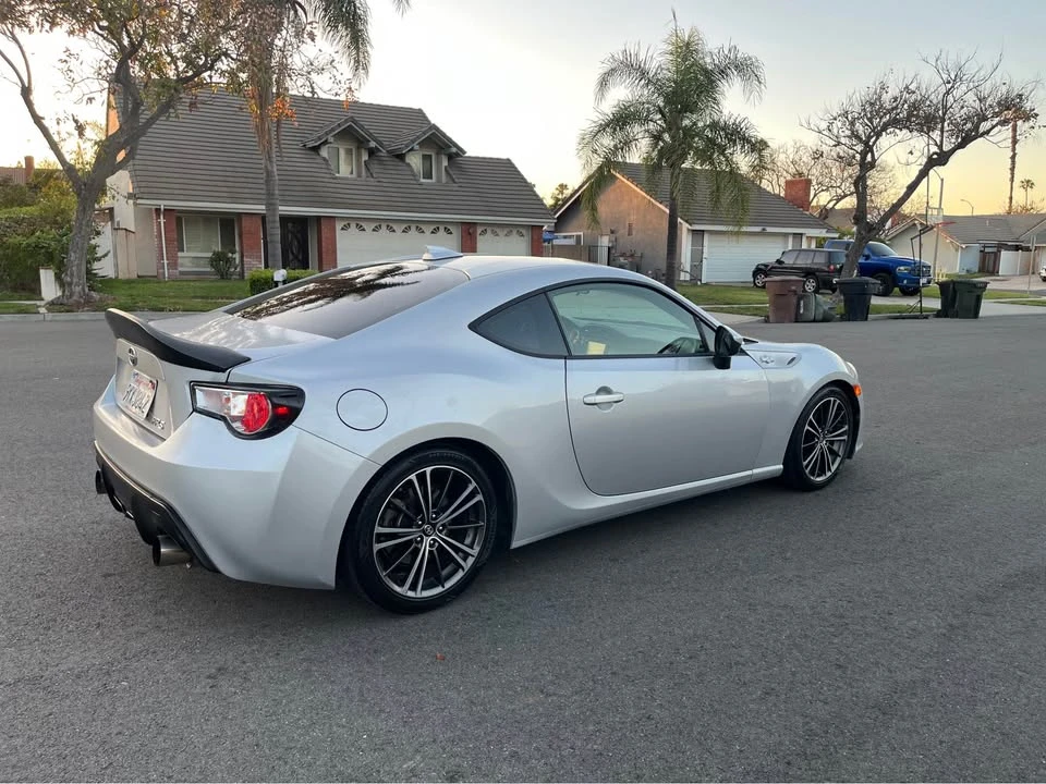 2013 Scion FR-S - Image 5 of 10