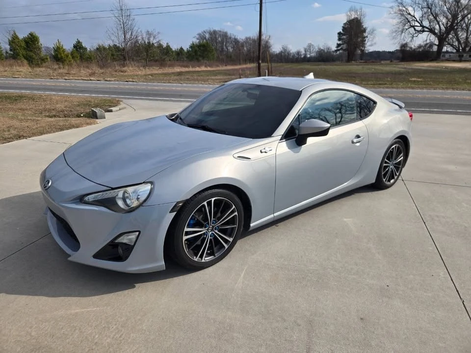 2013 Scion FR-S - Image 2 of 13
