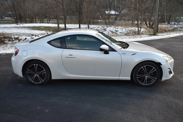 2013 Scion FR-S - Image 14 of 19