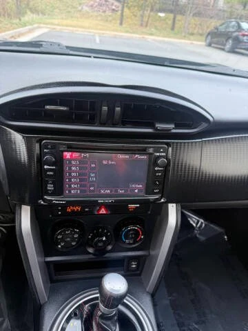 2013 Scion FR-S - Image 10 of 20