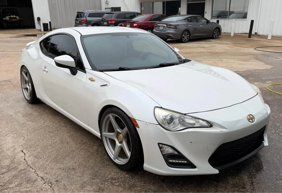 2013 Scion FR-S - Image 10 of 10