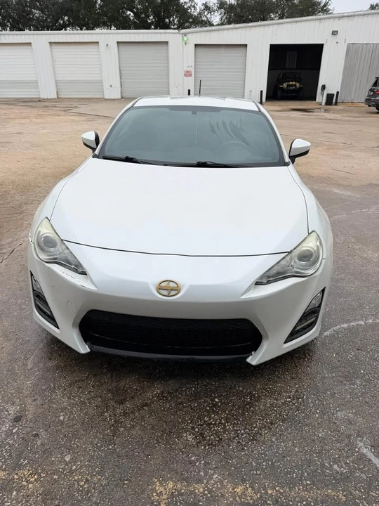 2013 Scion FR-S - Image 2 of 10
