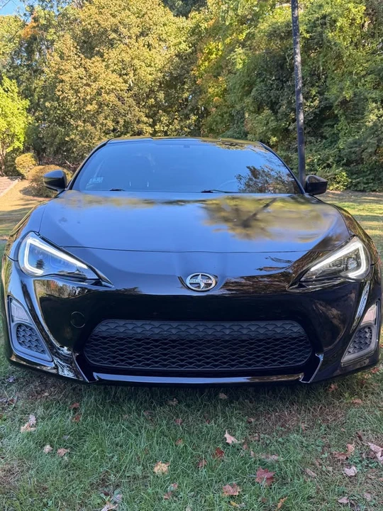 2013 Scion FR-S - Image 2 of 18