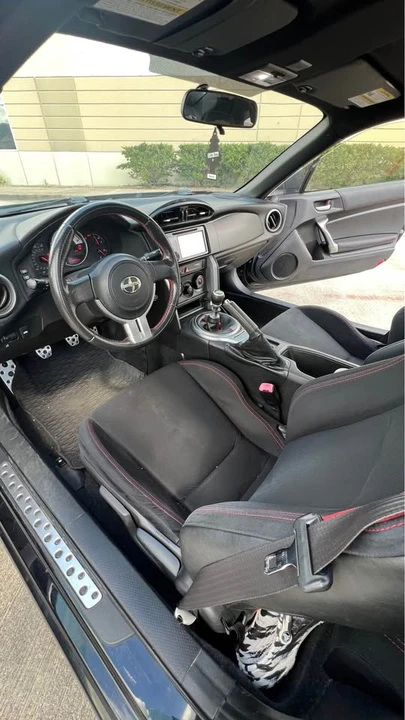 2013 Scion FR-S - Image 6 of 10