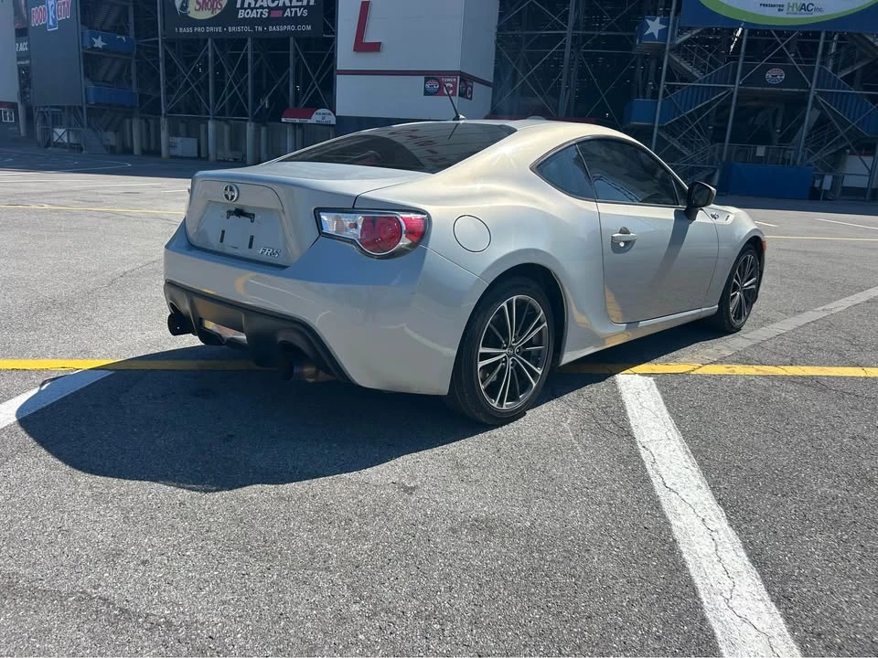 2013 Scion FR-S - Image 3 of 8