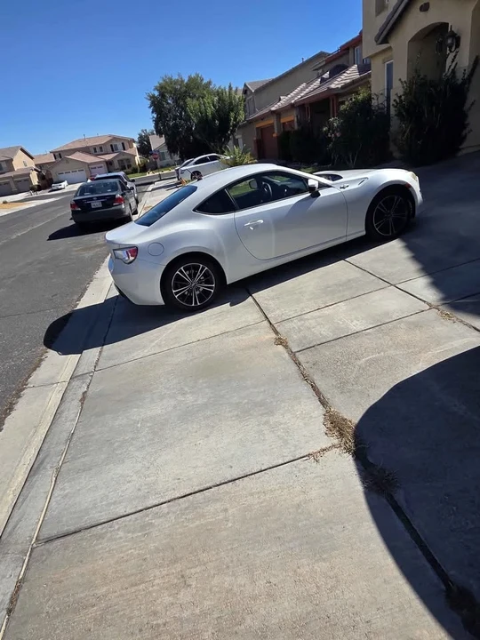 2013 Scion FR-S - Image 6 of 7