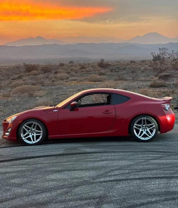 2013 Scion FR-S - Image 4 of 10