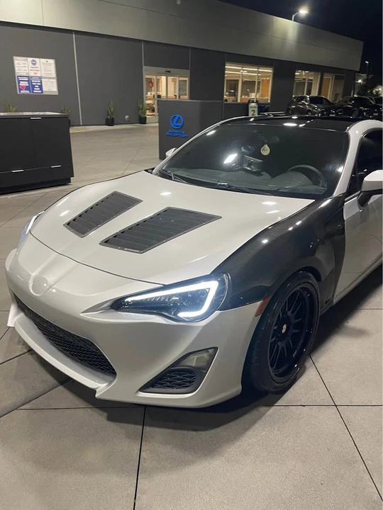 2013 Scion FR-S - Image 4 of 17