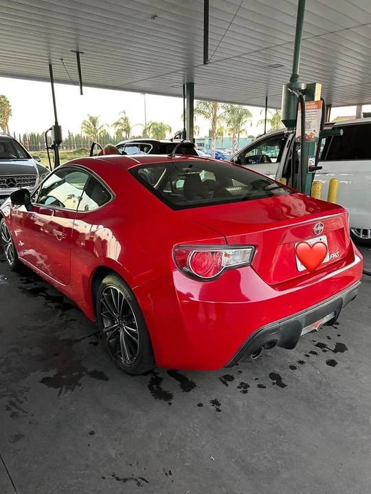 2013 Scion FR-S - Image 6 of 12
