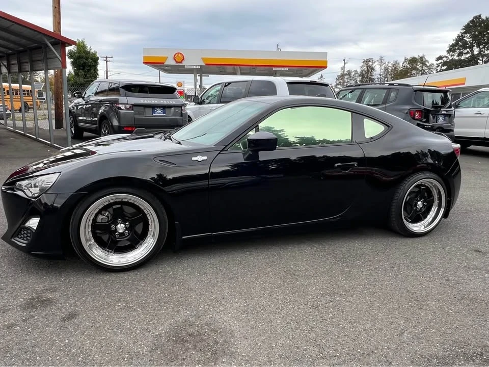 2013 Scion FR-S - Image 2 of 20