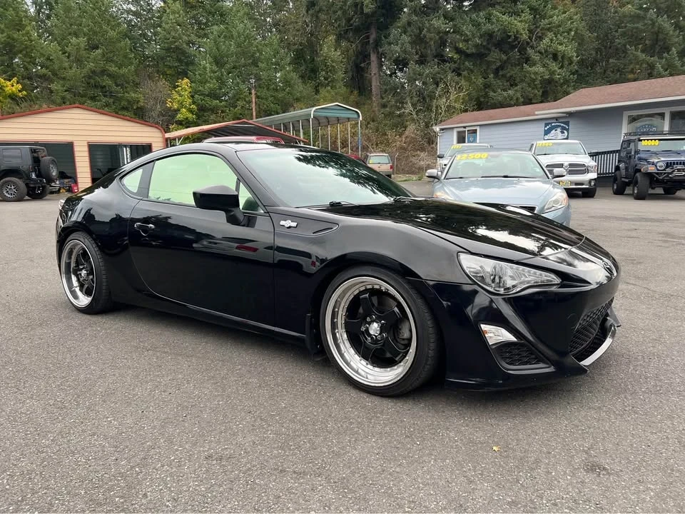 2013 Scion FR-S - Image 10 of 20