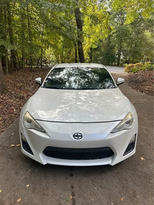 2013 Scion FR-S - Image 2 of 15