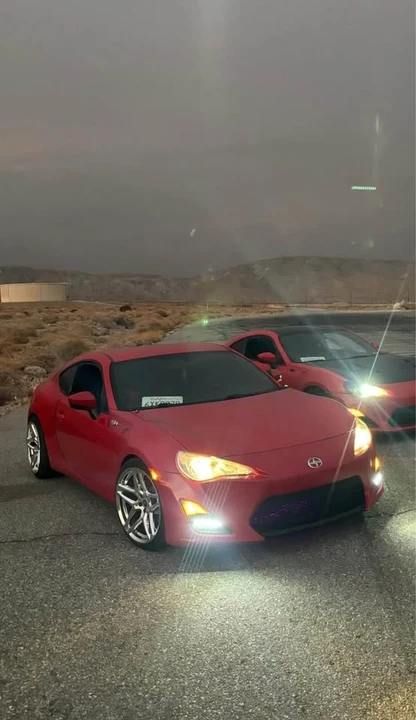 2013 Scion FR-S - Image 2 of 10