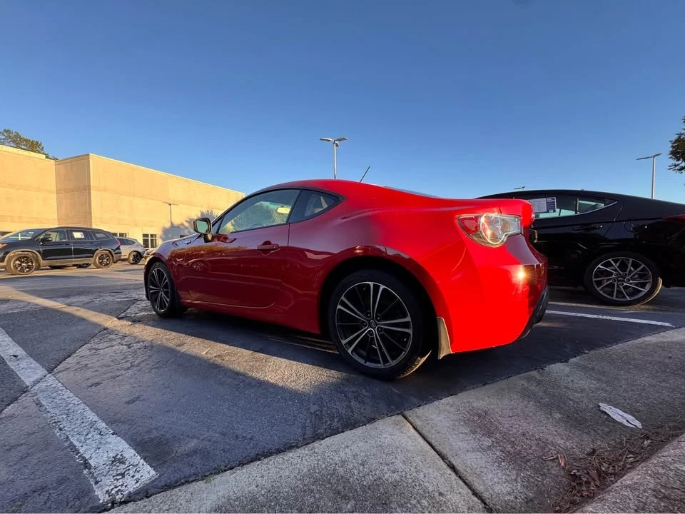 2013 Scion FR-S - Image 6 of 8