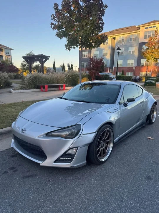 2013 Scion FR-S - Image 5 of 7