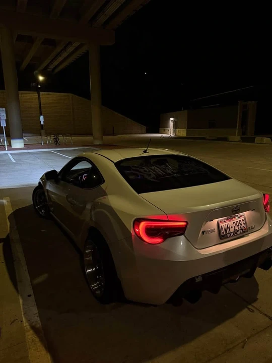 2013 Scion FR-S - Image 3 of 11