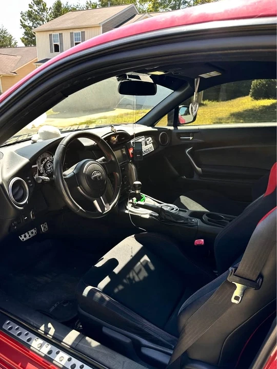 2013 Scion FR-S - Image 2 of 10