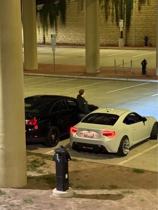 2013 Scion FR-S - Image 2 of 11