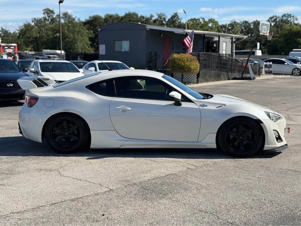 2013 Scion FR-S - Image 6 of 15