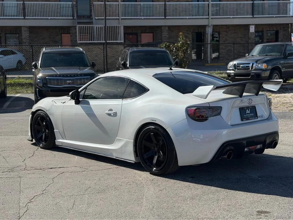 2013 Scion FR-S - Image 3 of 15