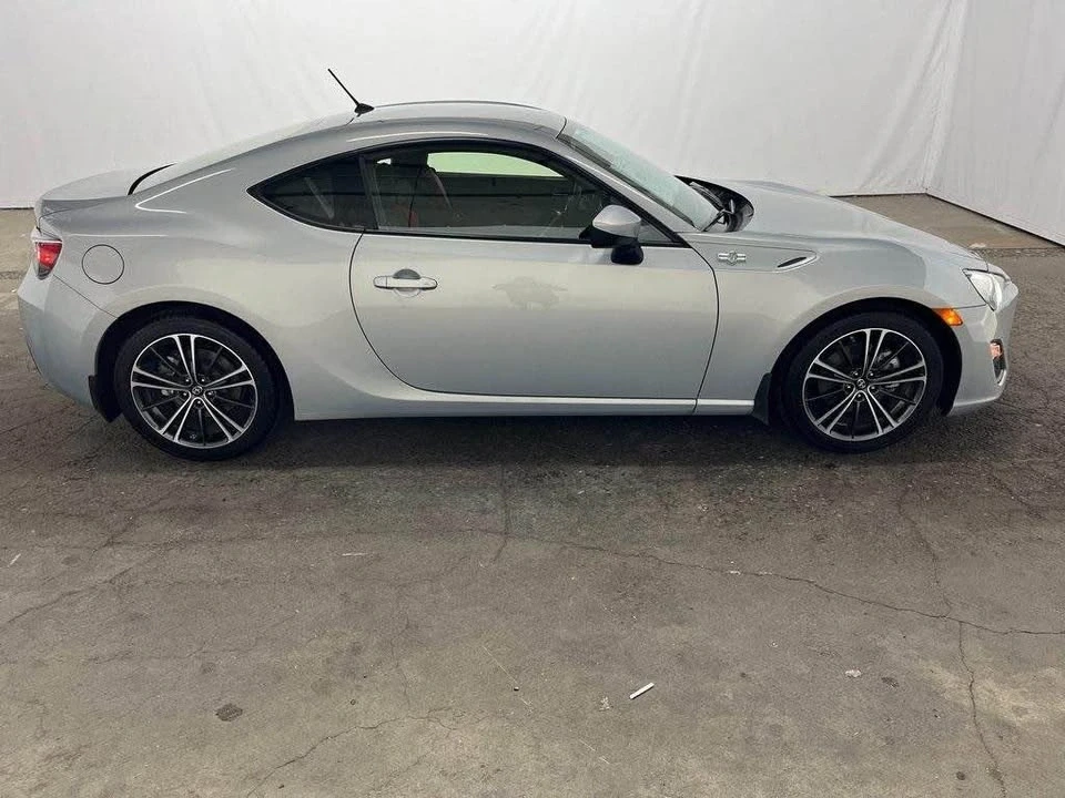2013 Scion FR-S - Image 6 of 17