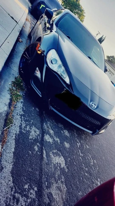 2013 Scion FR-S - Image 5 of 11