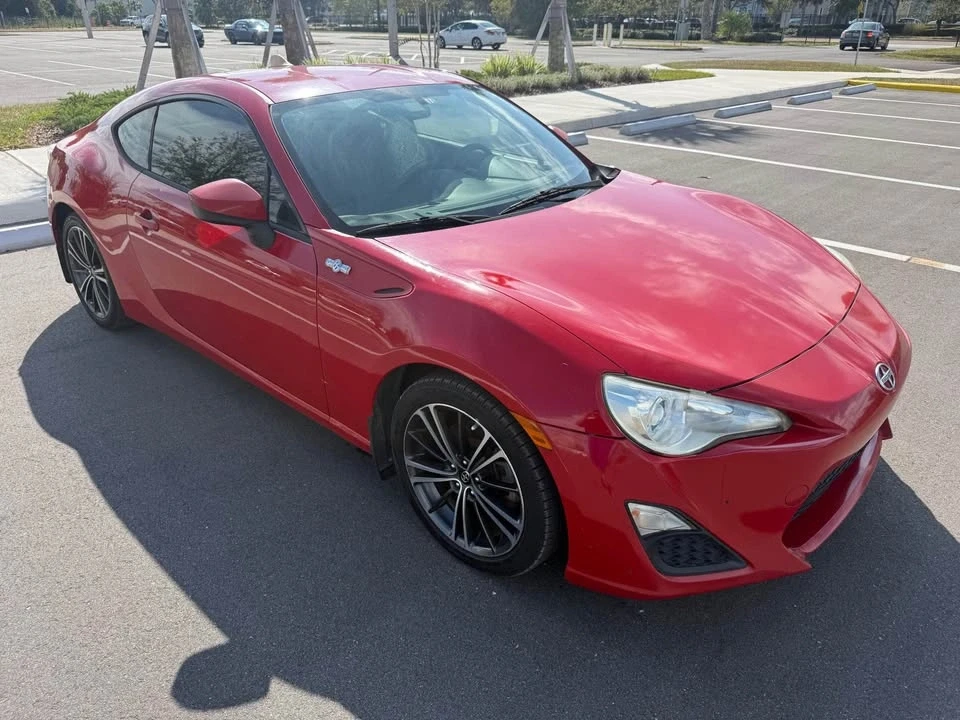 2013 Scion FR-S - Image 3 of 13