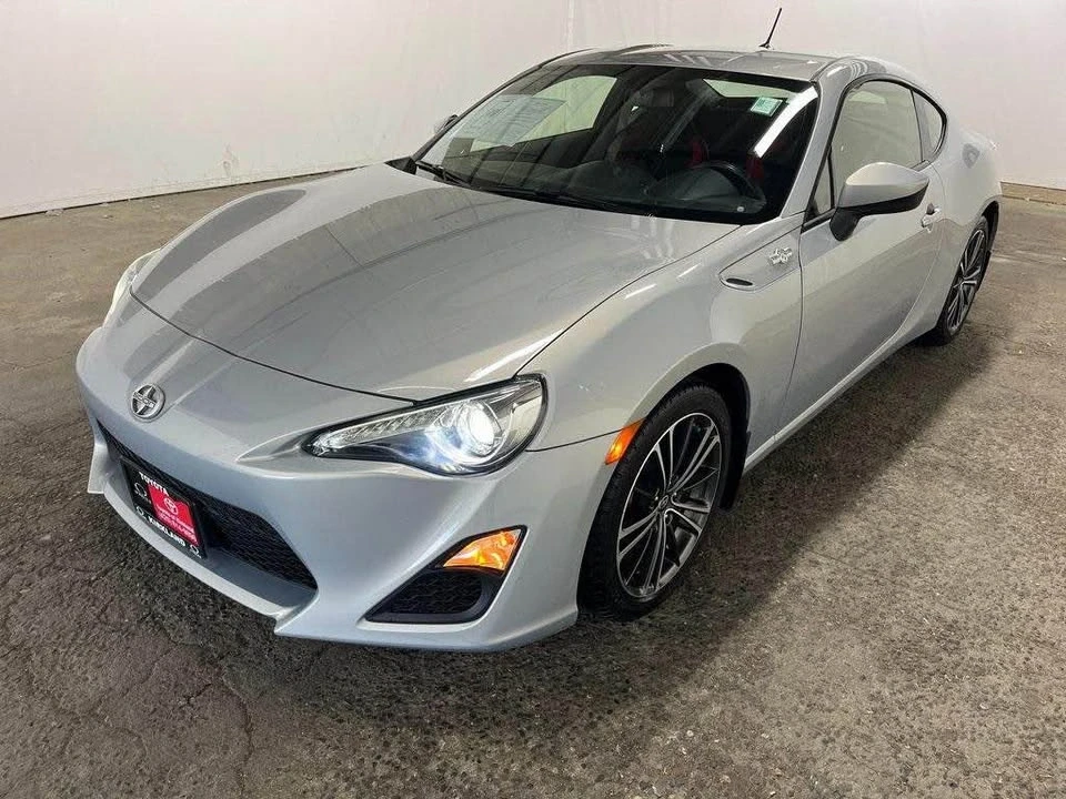 2013 Scion FR-S - Image 2 of 17