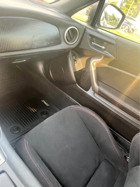 2013 Scion FR-S - Image 11 of 12