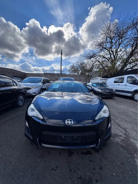 2013 Scion FR-S - Image 2 of 7