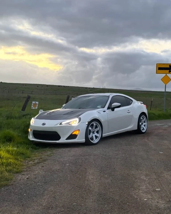 2013 Scion FR-S - Image 3 of 7