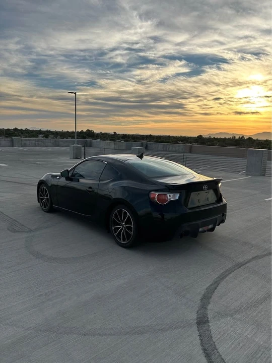 2013 Scion FR-S - Image 2 of 11