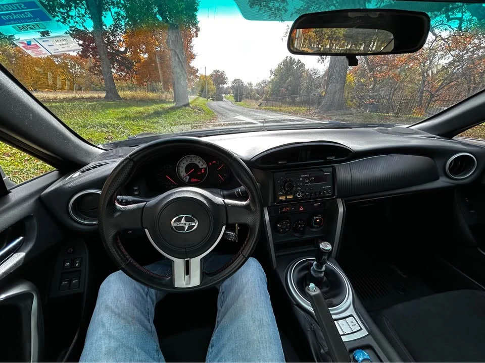 2013 Scion FR-S - Image 10 of 20