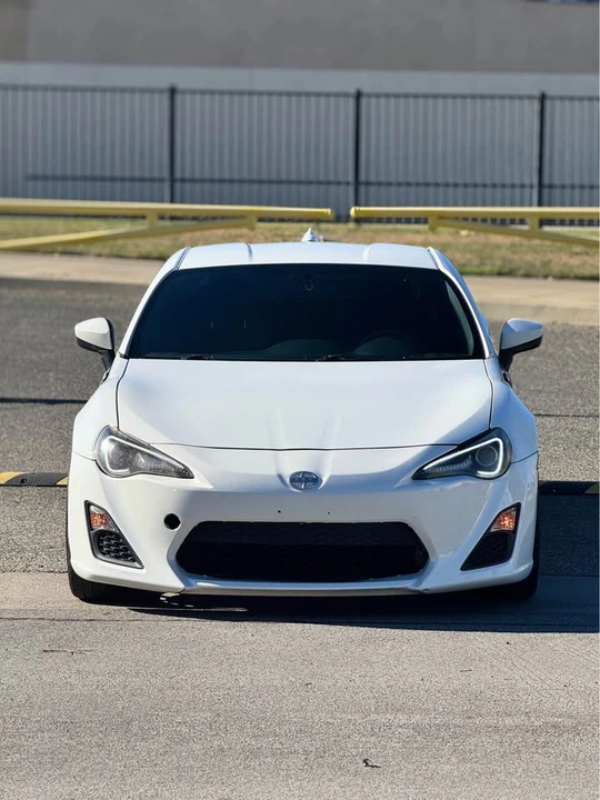 2013 Scion FR-S - Image 5 of 12