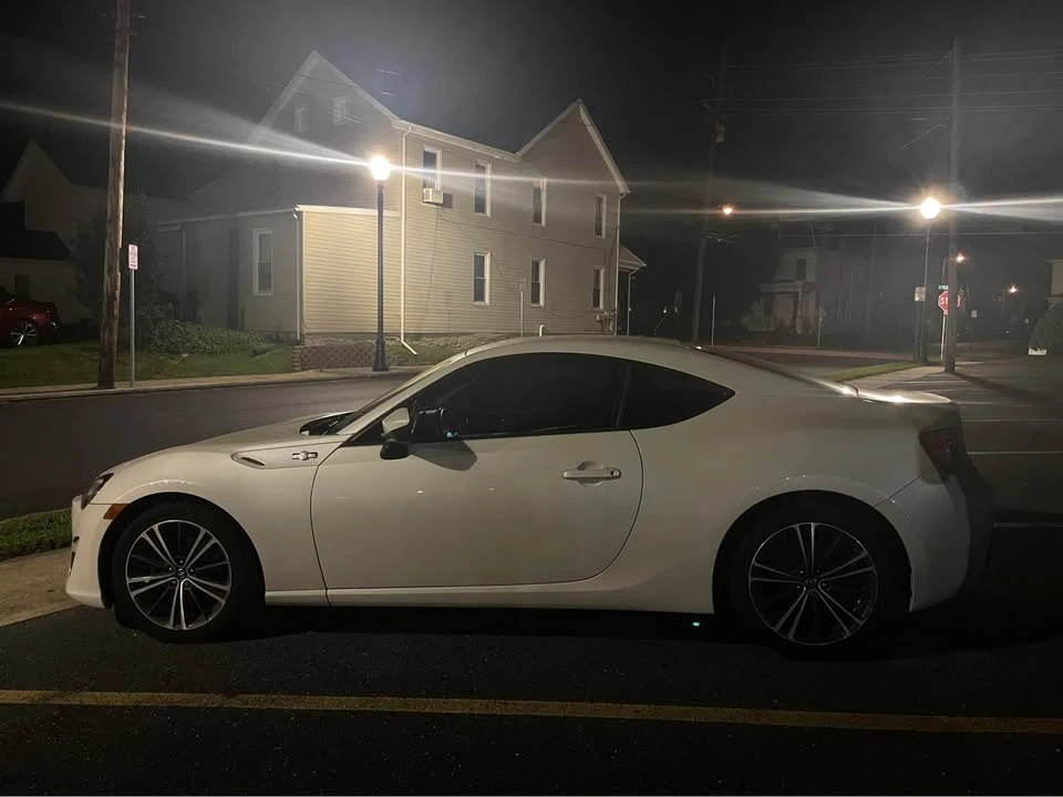 2013 Scion FR-S - Image 2 of 18