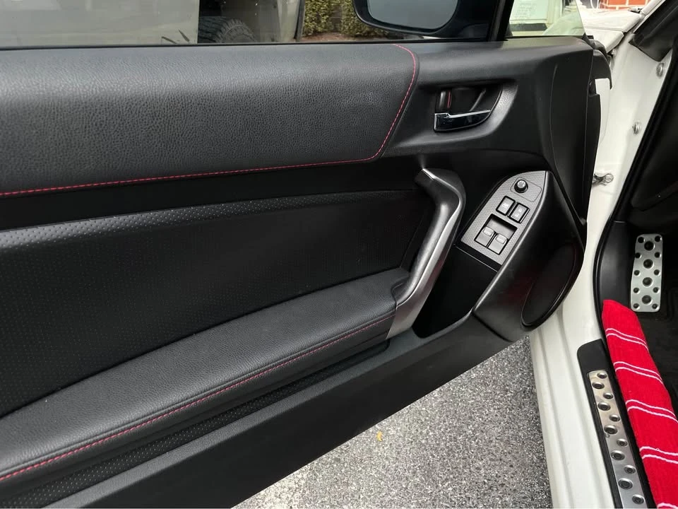 2013 Scion FR-S - Image 13 of 18