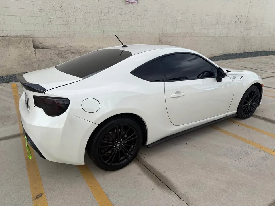 2013 Scion FR-S - Image 4 of 9