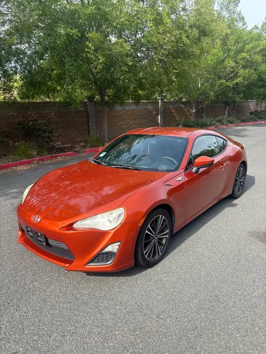 2013 Scion FR-S - Image 3 of 13